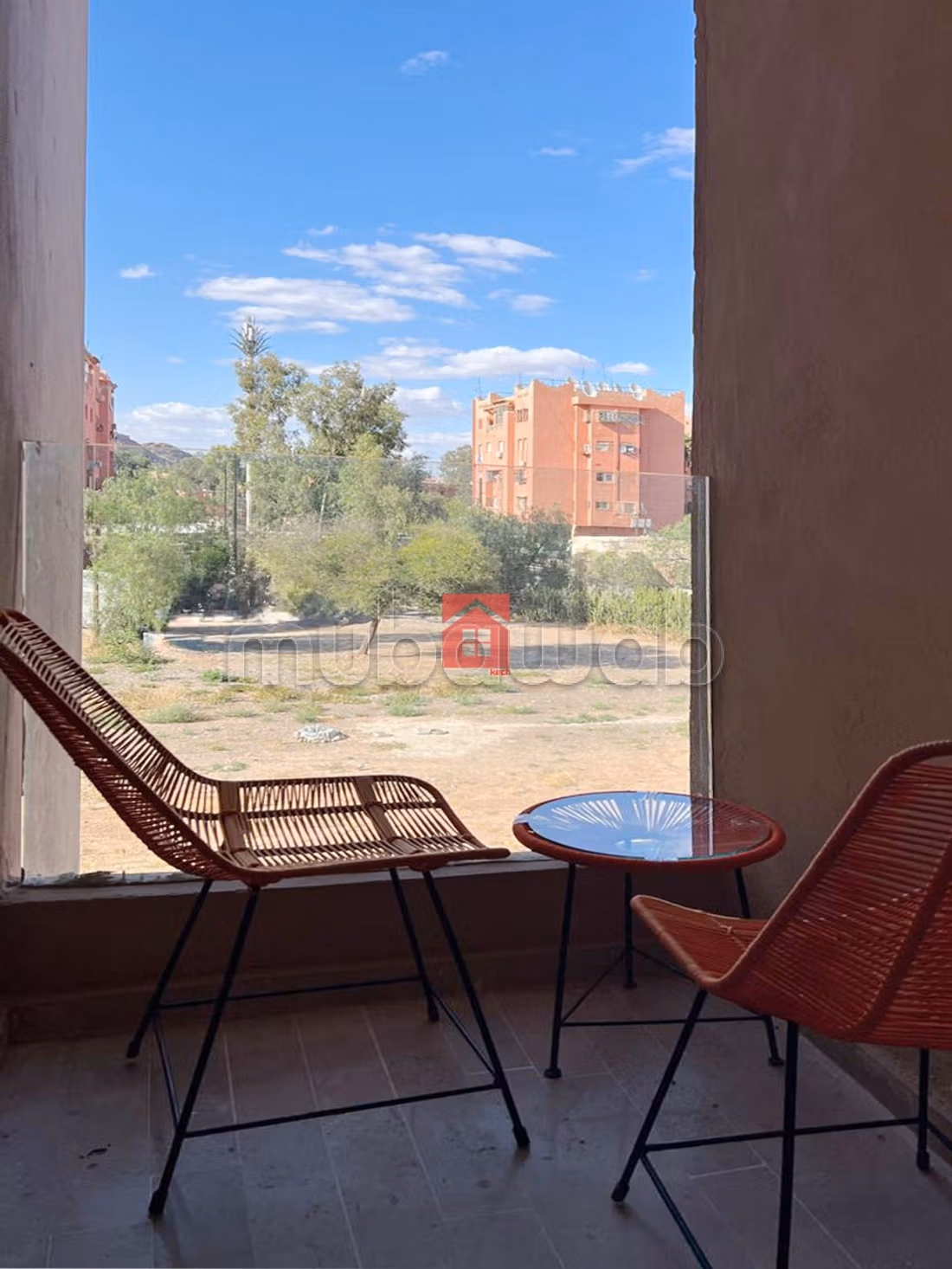 Luxe et Chic Apprt avec Balcon, Piscine et Wifi à Gueliz