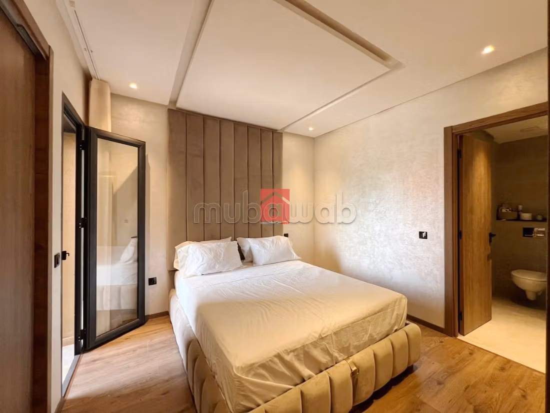 Luxe et Chic Apprt avec Balcon, Piscine et Wifi à Gueliz