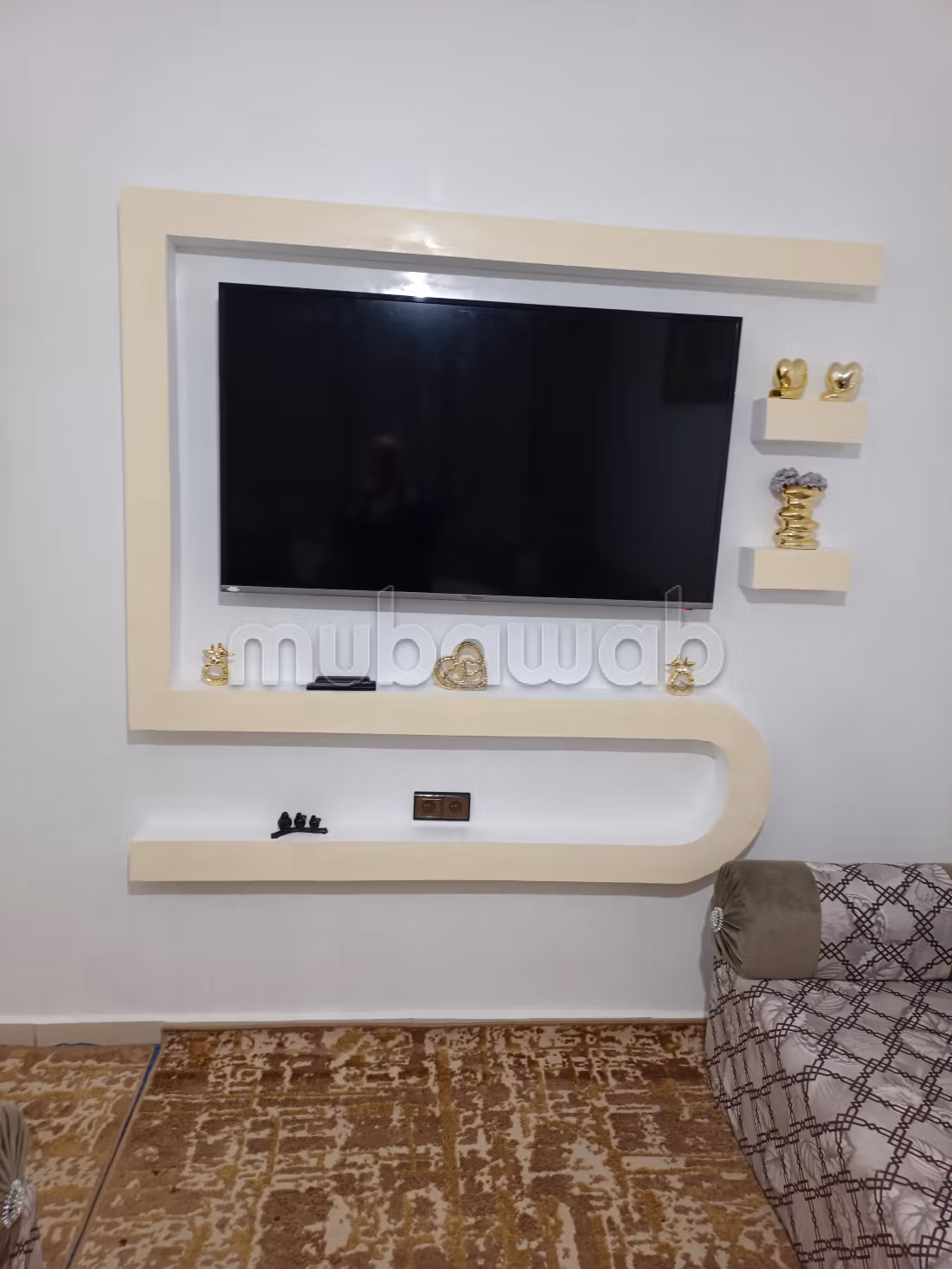 Appartements à louer quotidiennement 1 chambre, salon, cuisine et salle de bain au premier étage — 2