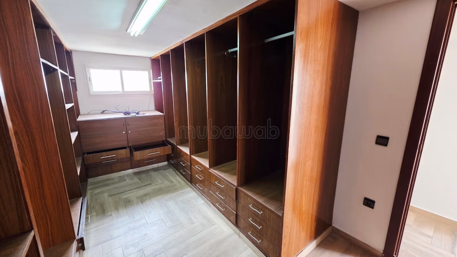 Villa ad uso professionale in affitto
