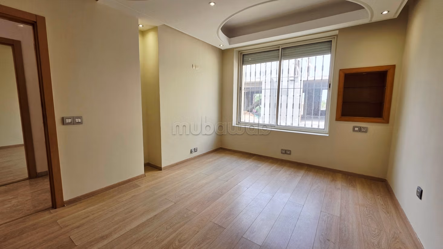 Villa ad uso professionale in affitto
