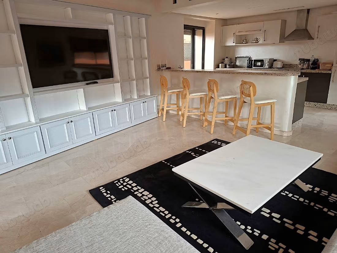Atypique appartement avec 75m² de terrasse
