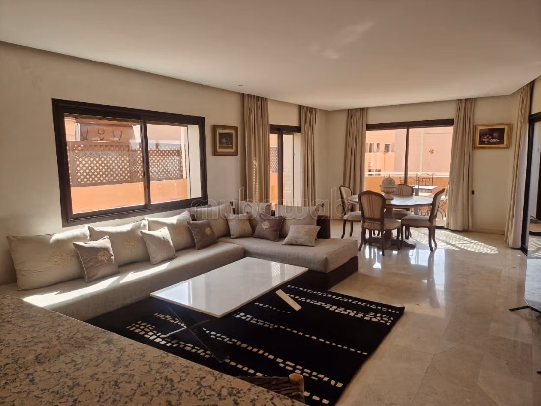 Atypique appartement avec 75m² de terrasse