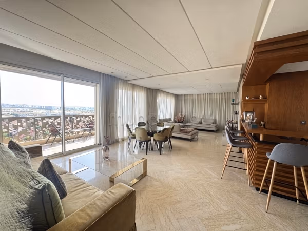 Magnifiek appartement te koop in CFC