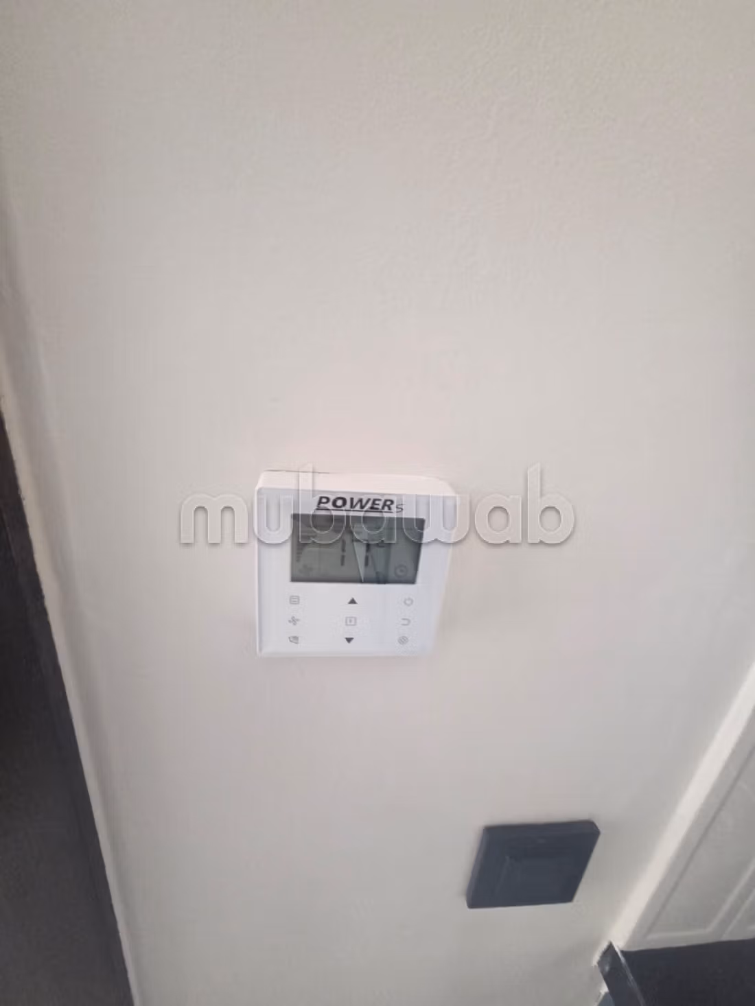New studio for rent empty