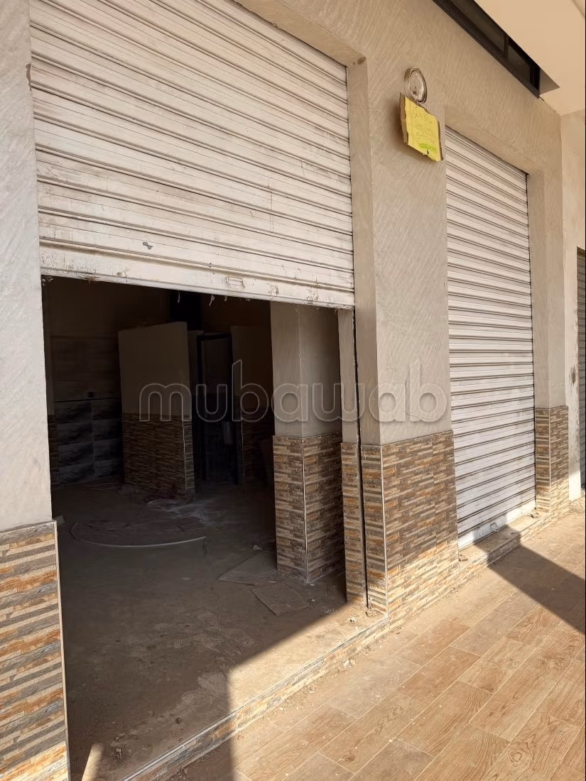 For rent, a commercial space very well located in Kenitra