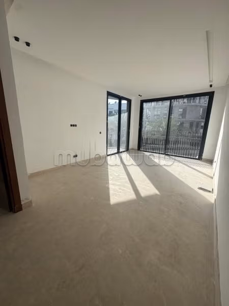 Prachtig appartement te koop in Palmier. 1 Kamer. Satellietsysteem en Marokkaanse woonkamer