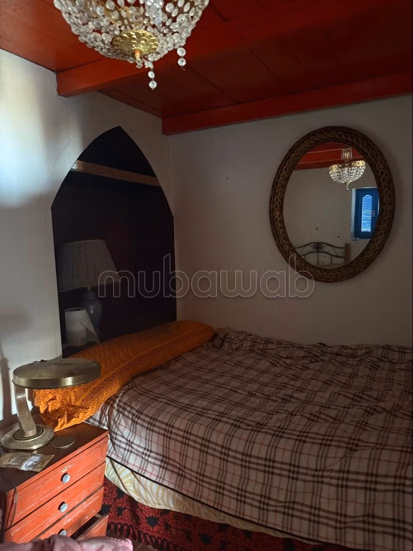 High standing villa for sale in Asilah. Total area 150 m². Functional fireplace