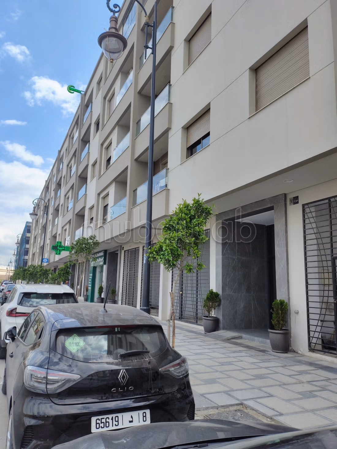Bel appartement à vendre à Riad Salam. Superficie totale de 77 m². Bien meublé — 3