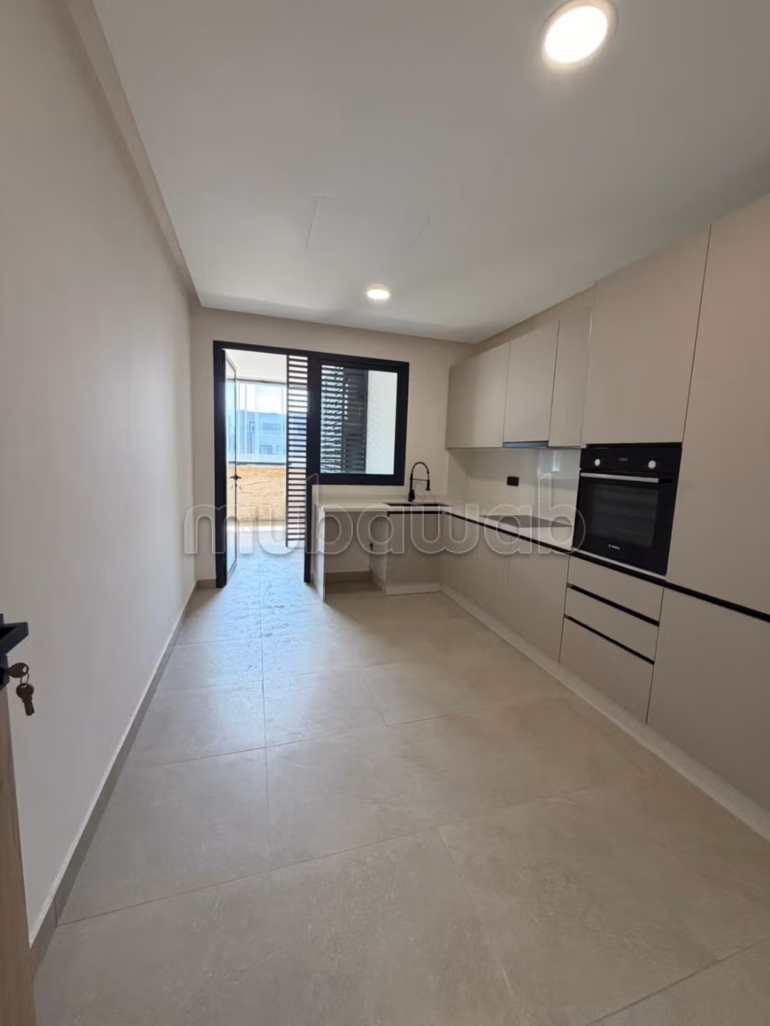 Appartement à Souissi Orangeraie
3 chambres salon — 2