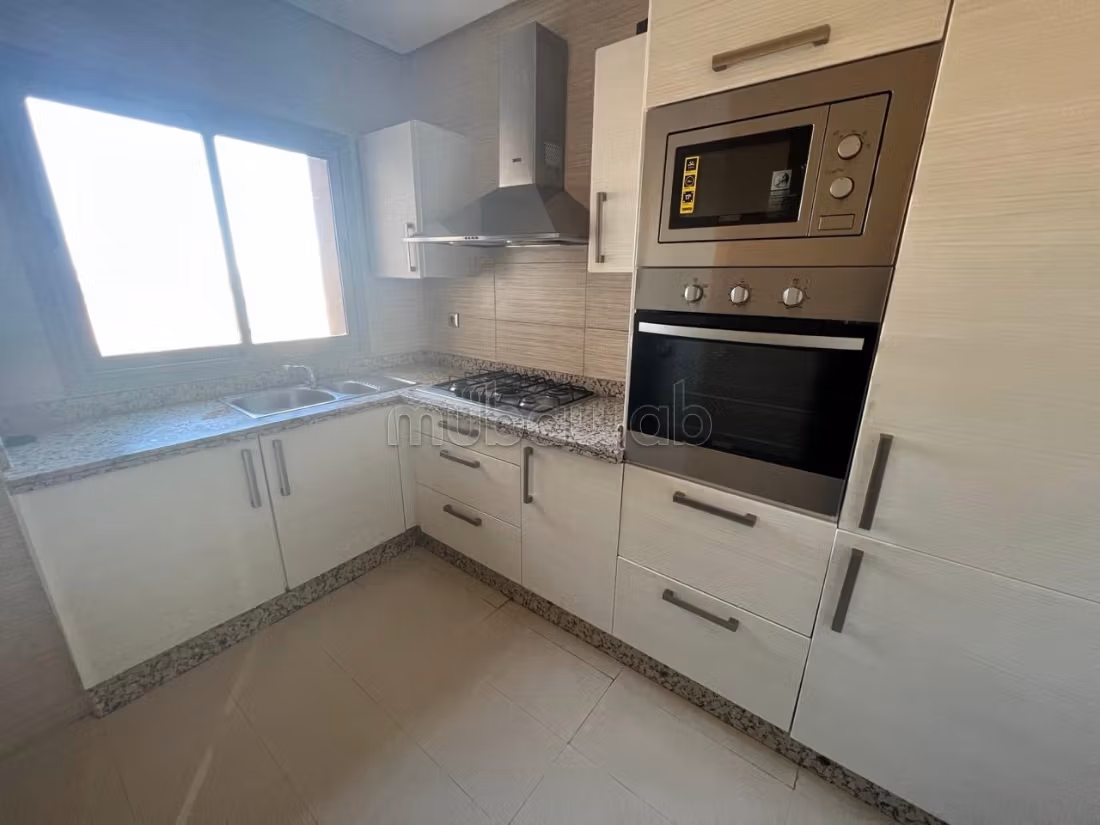 Prestigia Golf City 2-bedroom empty apartment for rent