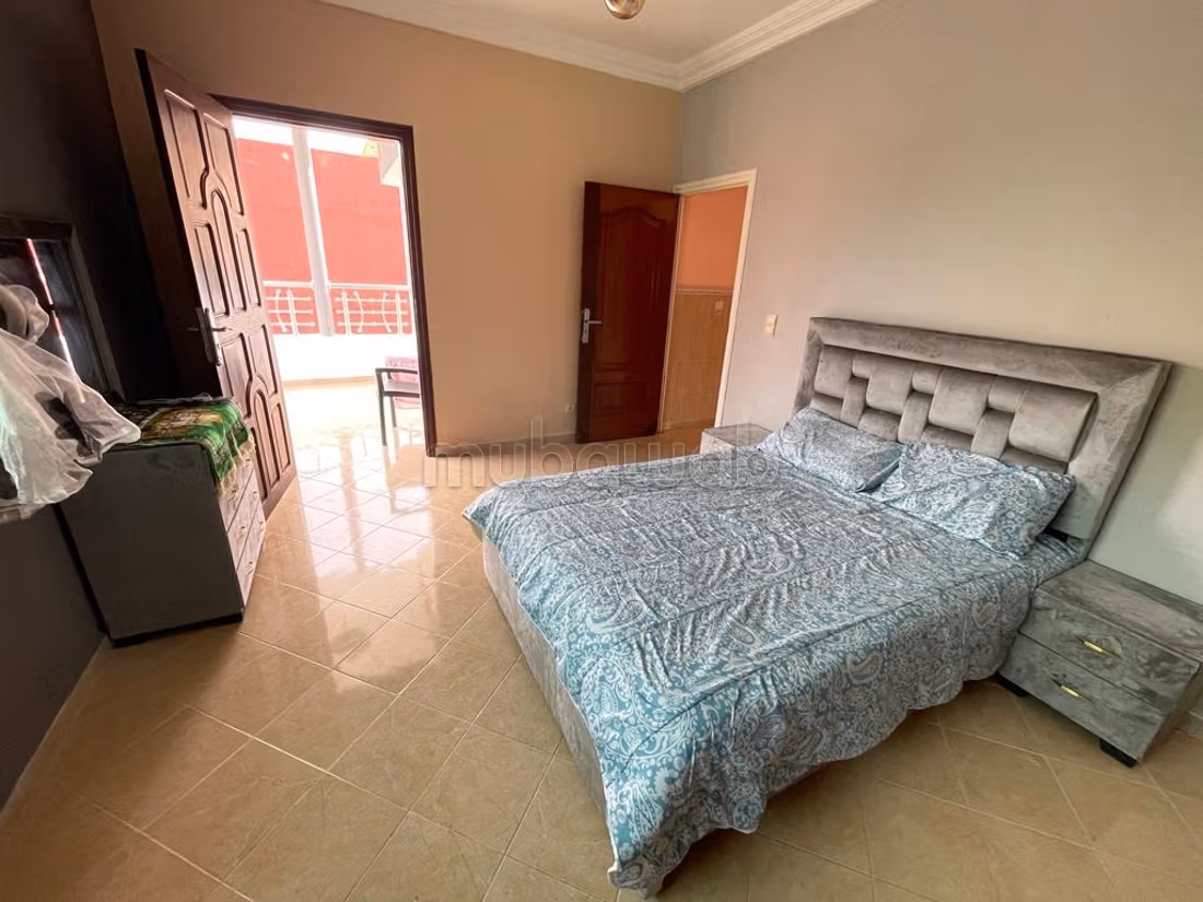 Appartement te huur in Saïdia. 3 mooie slaapkamers. Uitzicht op de bergen, pantserdeur