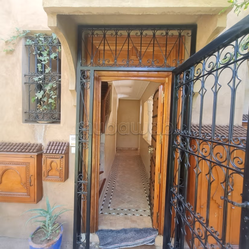 Villa for sale in Targa Residence with communal pool Marrakech