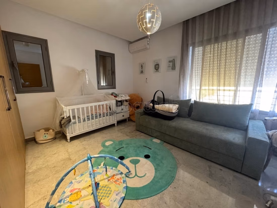 A vendre superbe duplex avec piscine à Gammarth