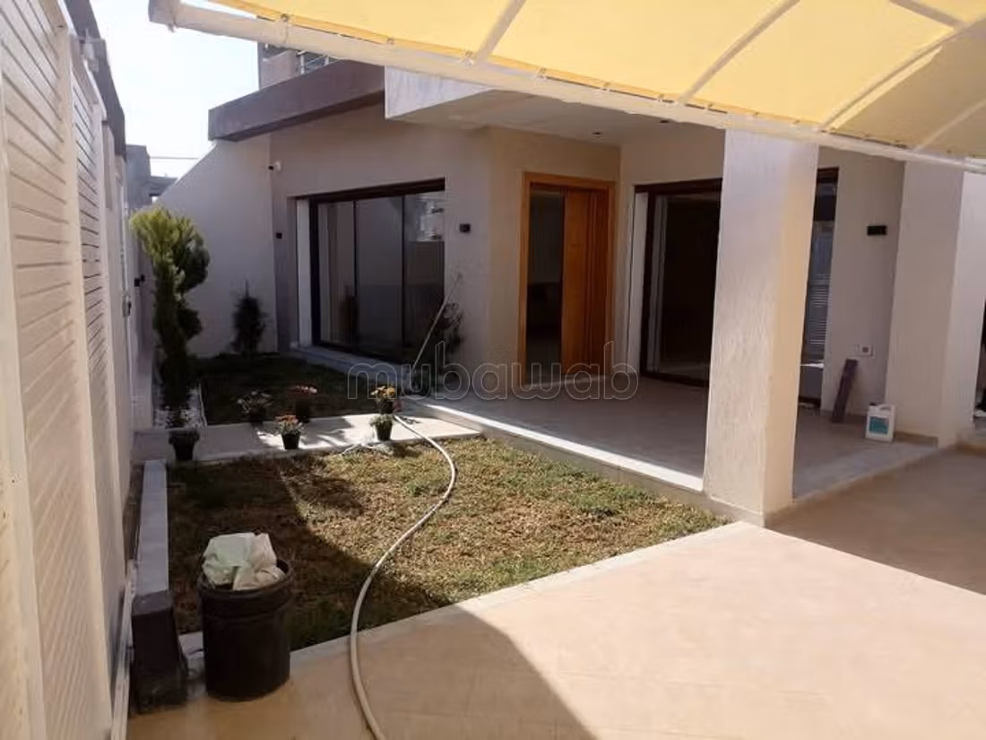 Une villa de luxe a plage el mansoura Kelibia