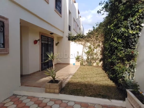 Duplex in affitto con giardino ai Giardini di Cartagine