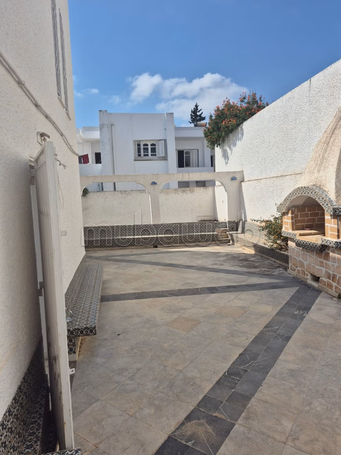 Villa de maitre menzah 9 vente