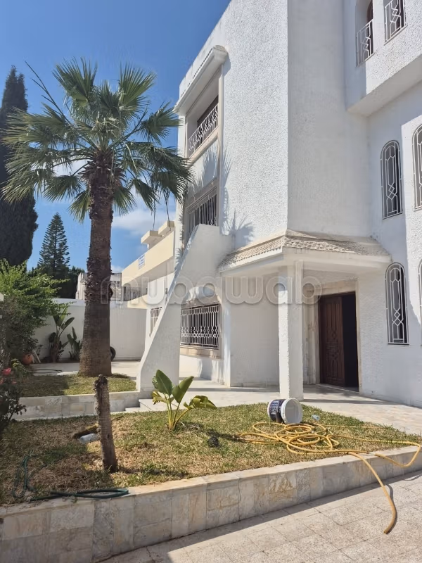 Villa de maitre menzah 9 vente
