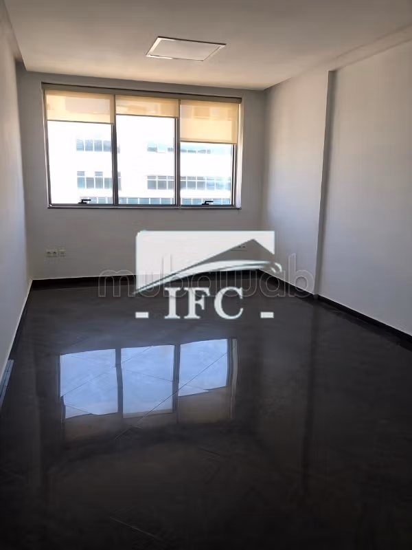 Bureau en 3 espaces 105m² CUN IFCU233