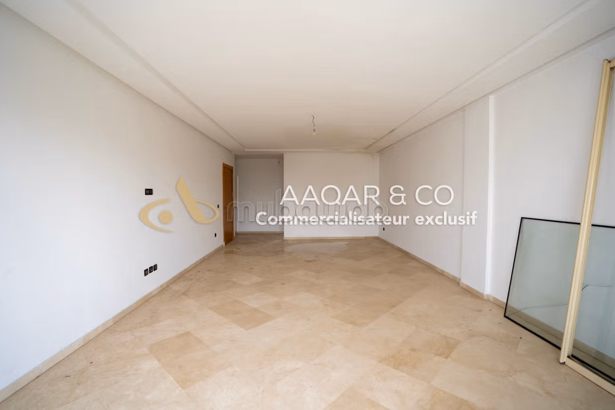 Appartement exceptionnel quartier les Hôpitaux — 4