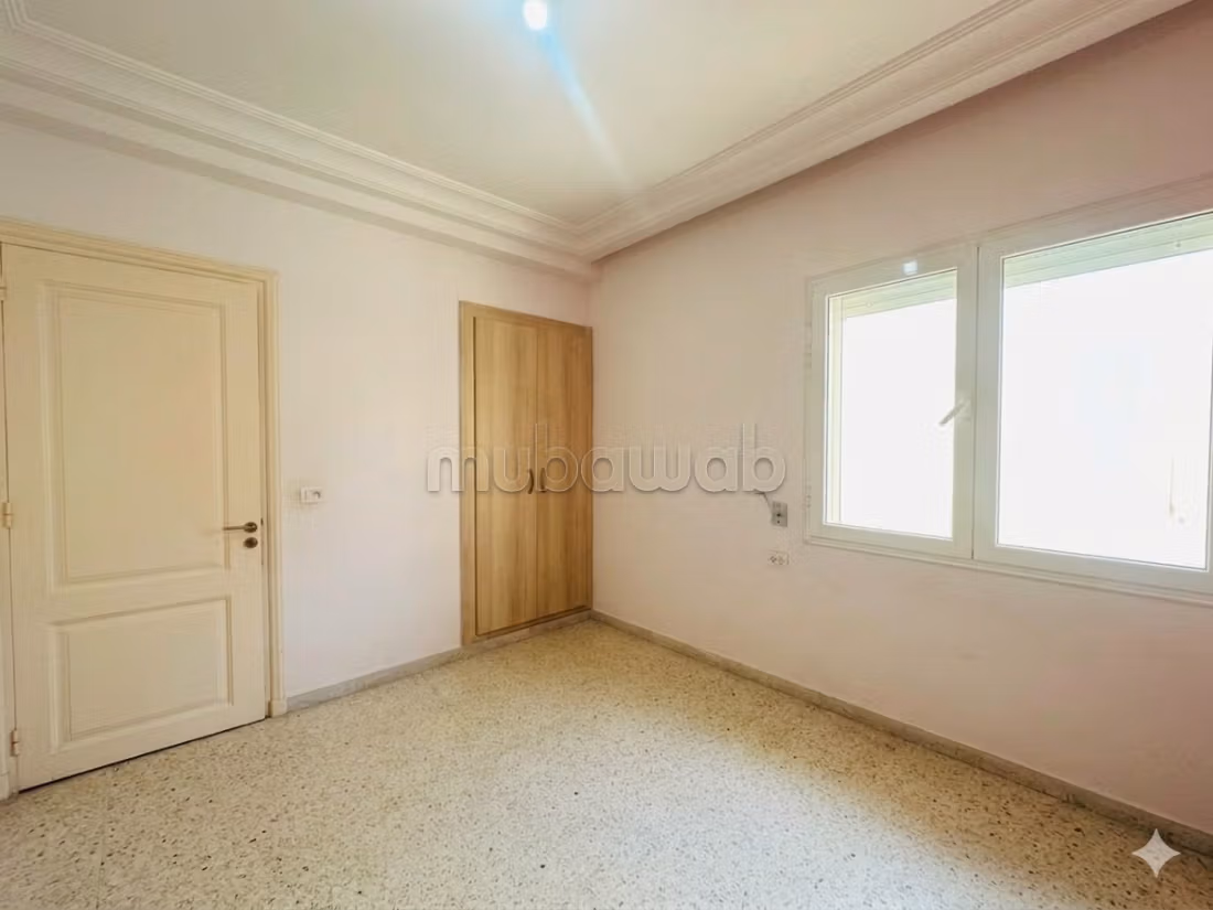 À vendre un Appartement en S2 à Cité El Ghazala