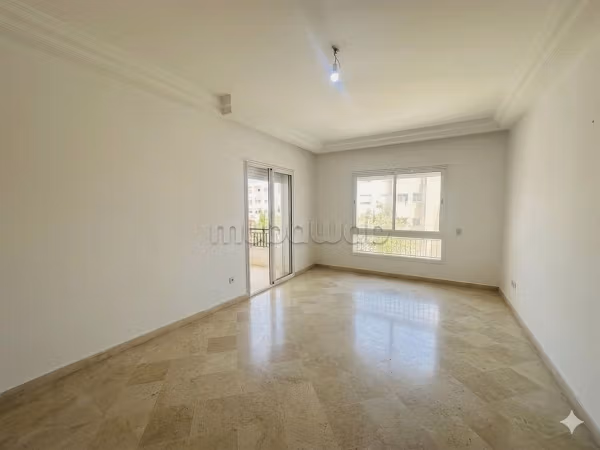 À vendre un Appartement en S2 à la Petite Ariana