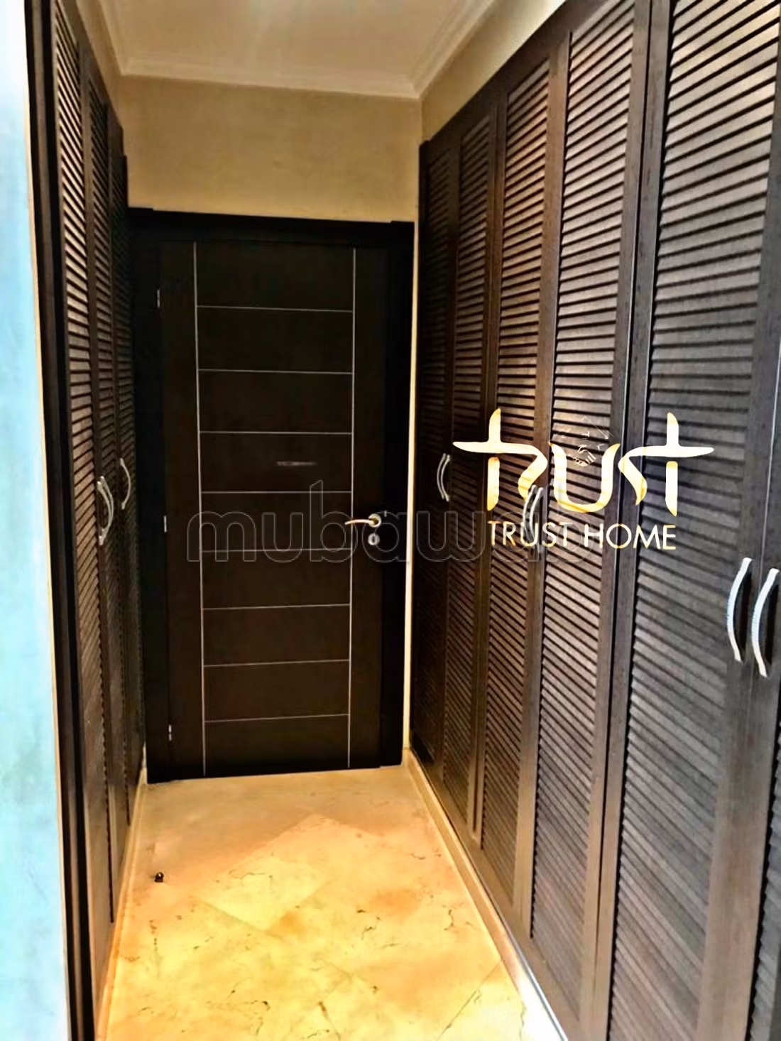 Appartement Meublé d’Exception à Louer – Triangle d’Or, Racine –