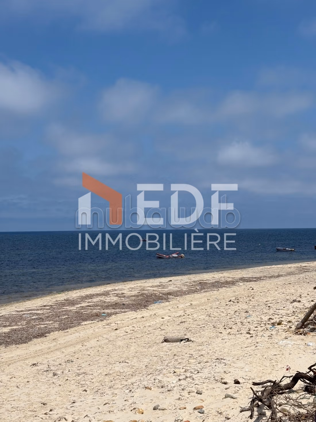 Villa d'exception pieds dans l'eau – ras jebel