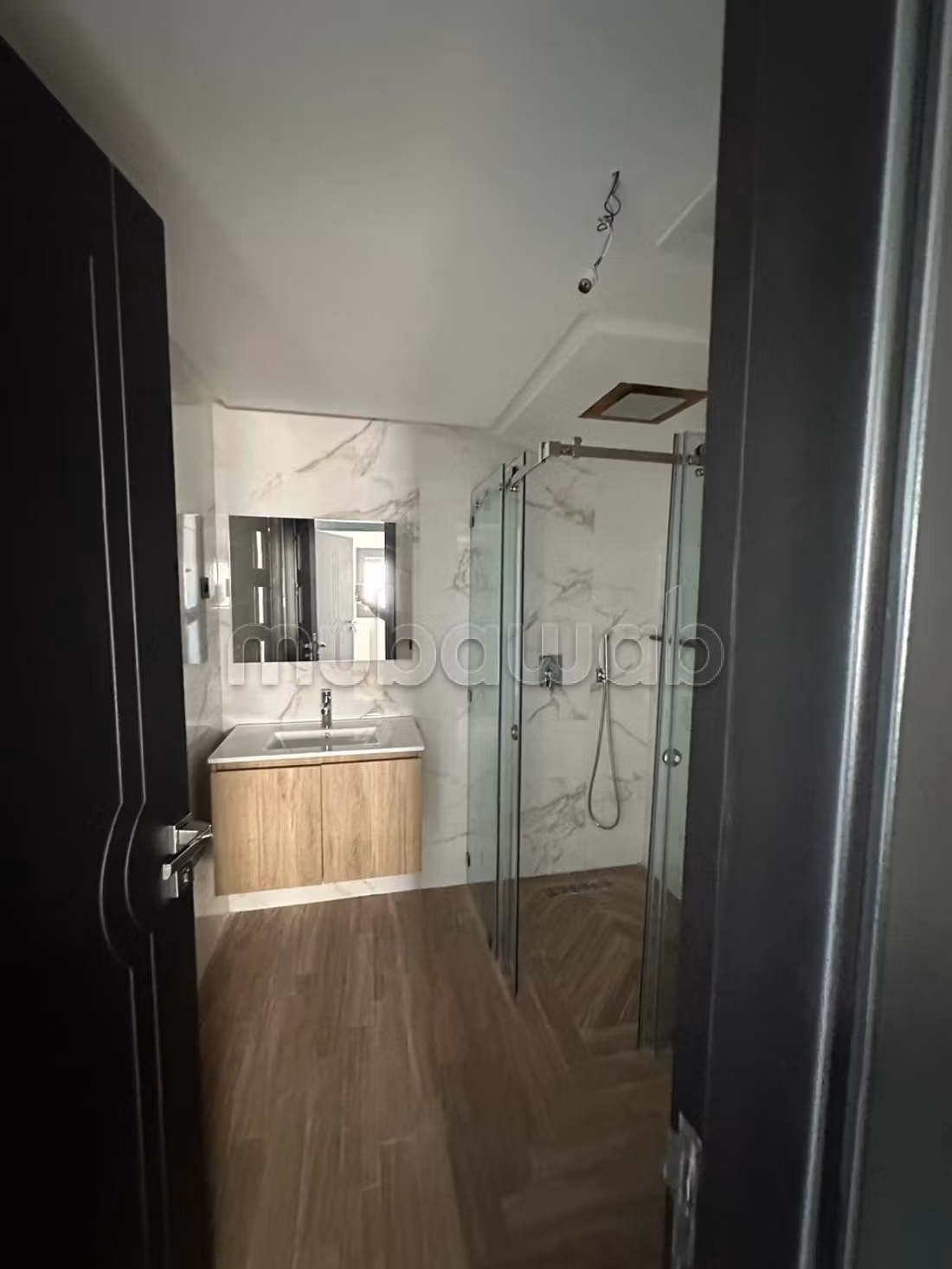 Bellissimo appartamento in vendita a Malabata. 3 camere incantevoli. Posti auto e un bellissimo giardino
