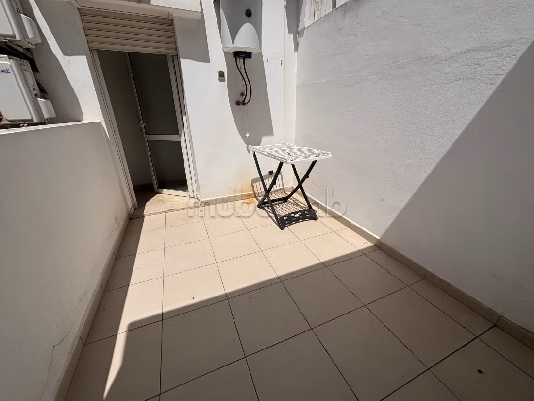 Very nice apartment for rent in Maârif.
Large area 50 m².
Well decorated