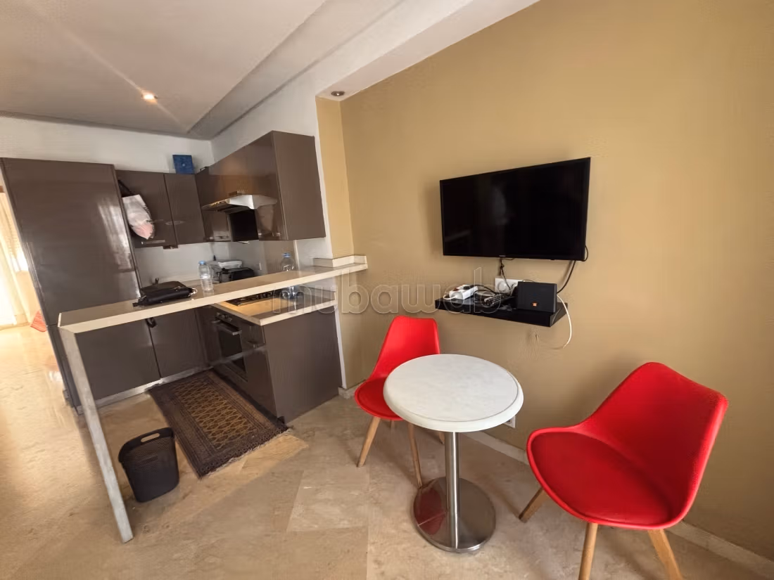 Very nice apartment for rent in Maârif.
Large area 50 m².
Well decorated