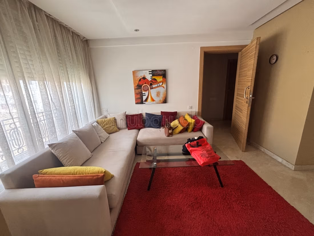 Very nice apartment for rent in Maârif.
Large area 50 m².
Well decorated