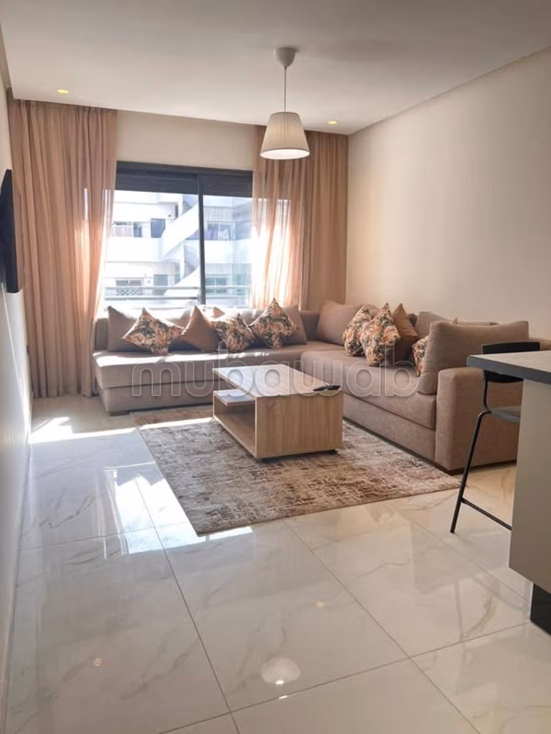 Bel appartement en location à maarif. 1 Pièce. Bien meublé