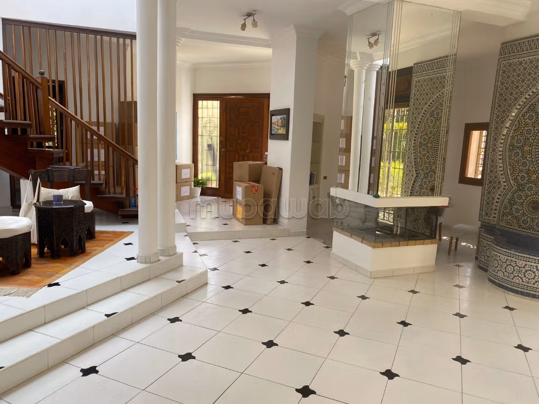 Location villa meublée avec piscine Hay Riad Rabat