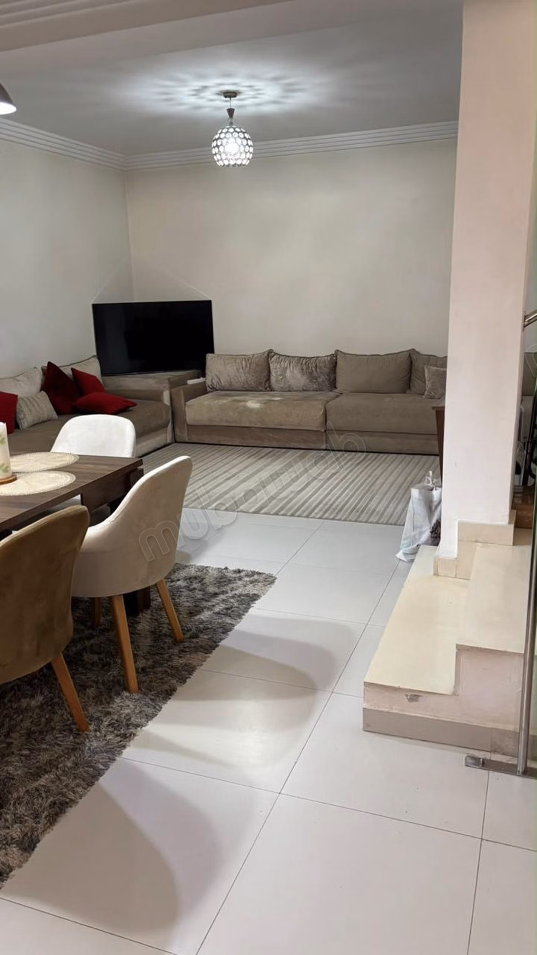 Geweldig Gemeubileerd Studio Te Huur in CFC