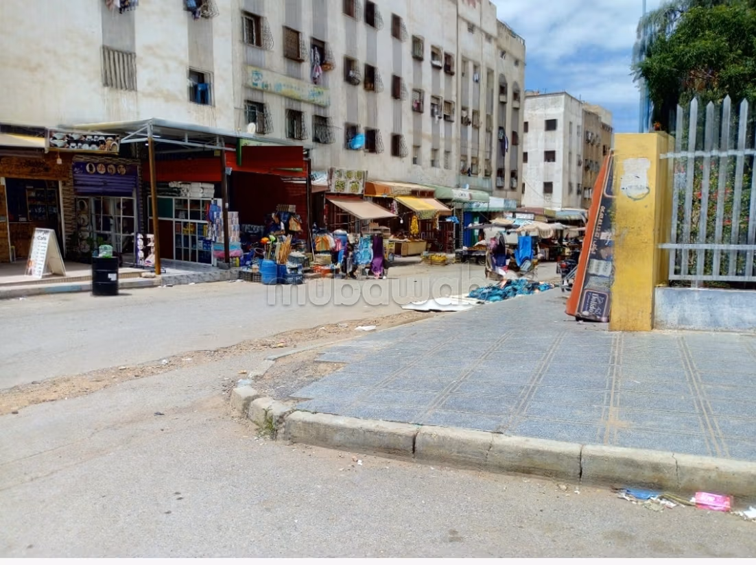 Local commercial en vente à Anassi.
Surface de 51 m²