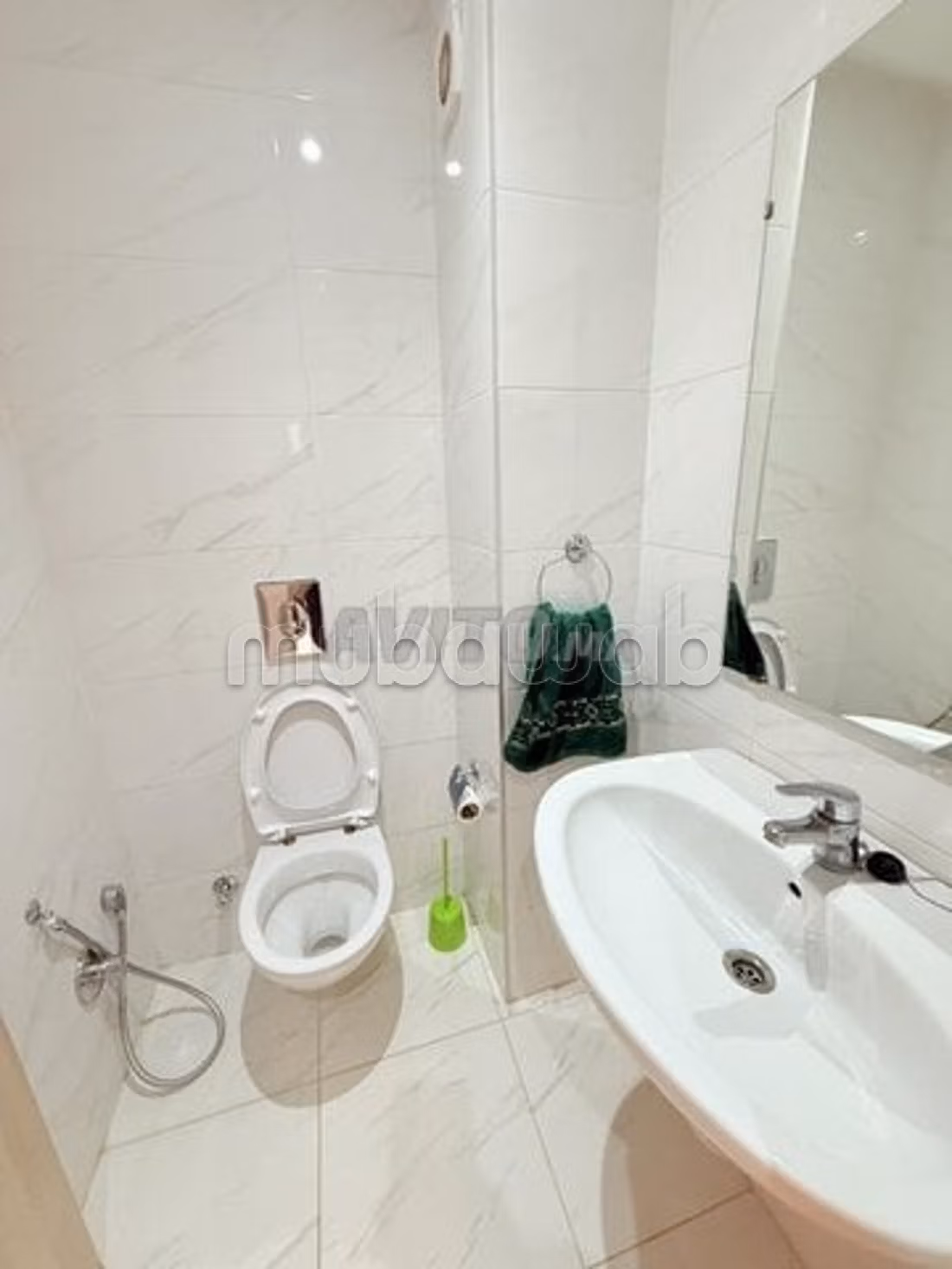 Bellissimo appartamento in affitto a Béni Mellal. Superficie totale 90 m². Arredato