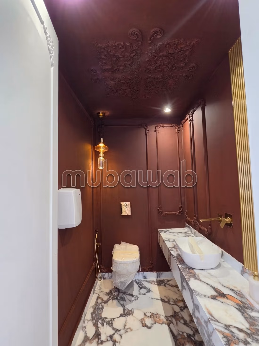 Bureau Neuf Meublé De 117 M² En Location Sur CFC