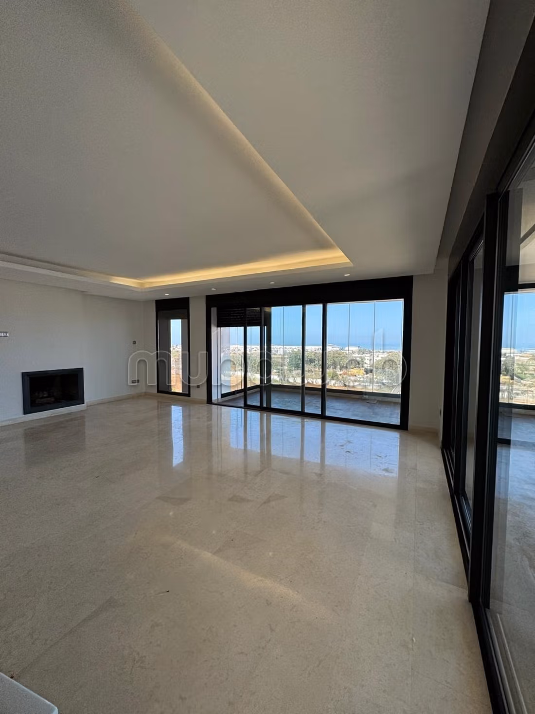 Très bel appartement à louer 
AIN DIAB — 2