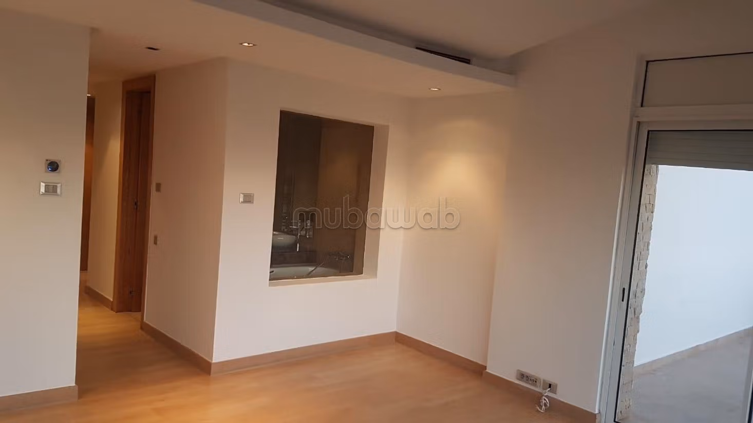 Semi-detached villa at CGI empty on the golf for long-term rental