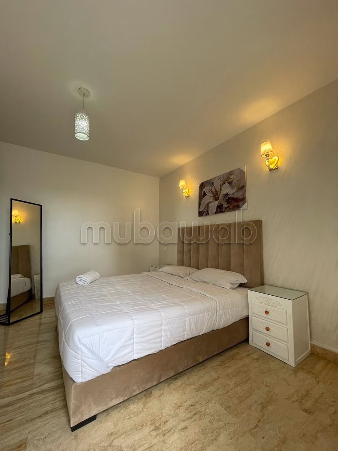 Apartamentos en alquiler en el centro de la ciudad. 2 habitaciones. Doble acristalamiento y calefacción central.