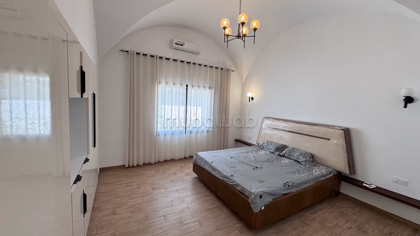 Villa with pool for rent for the summer