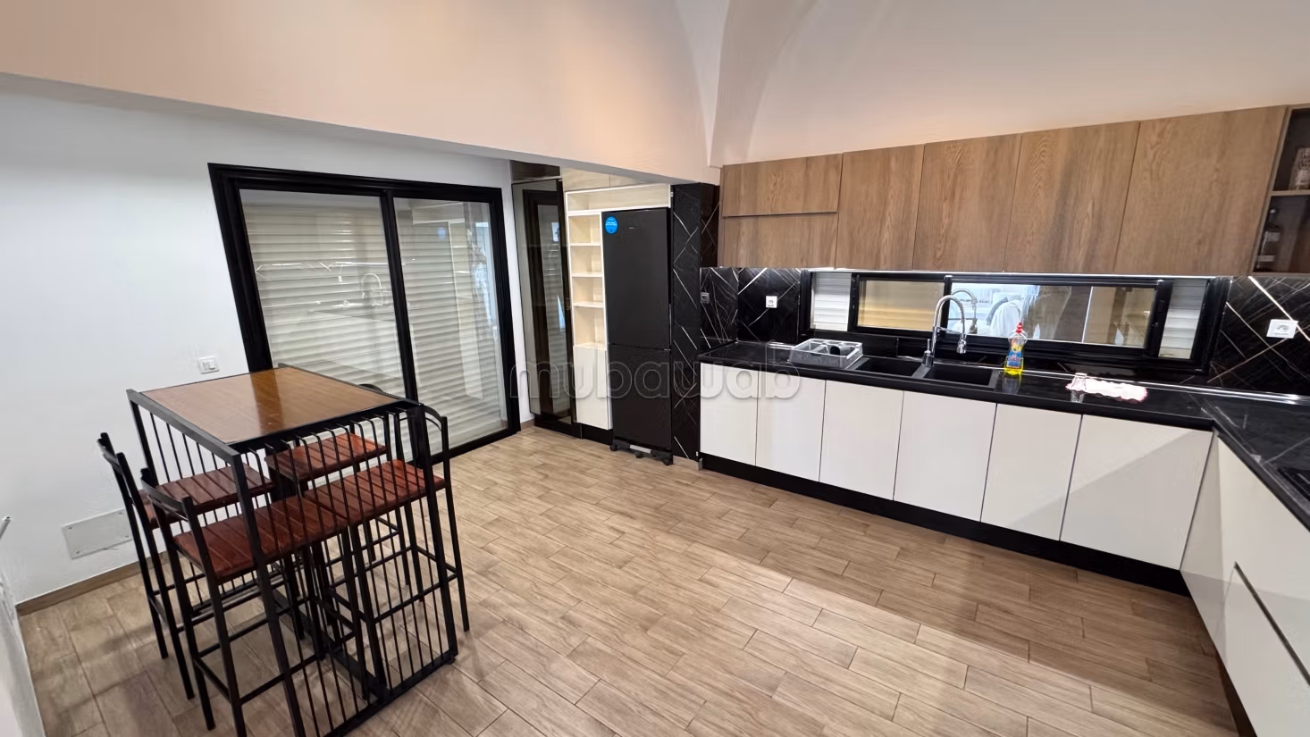 Villa with pool for rent for the summer