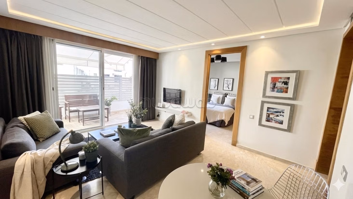Studio 60 m² meublé avec terrasse 
Racine