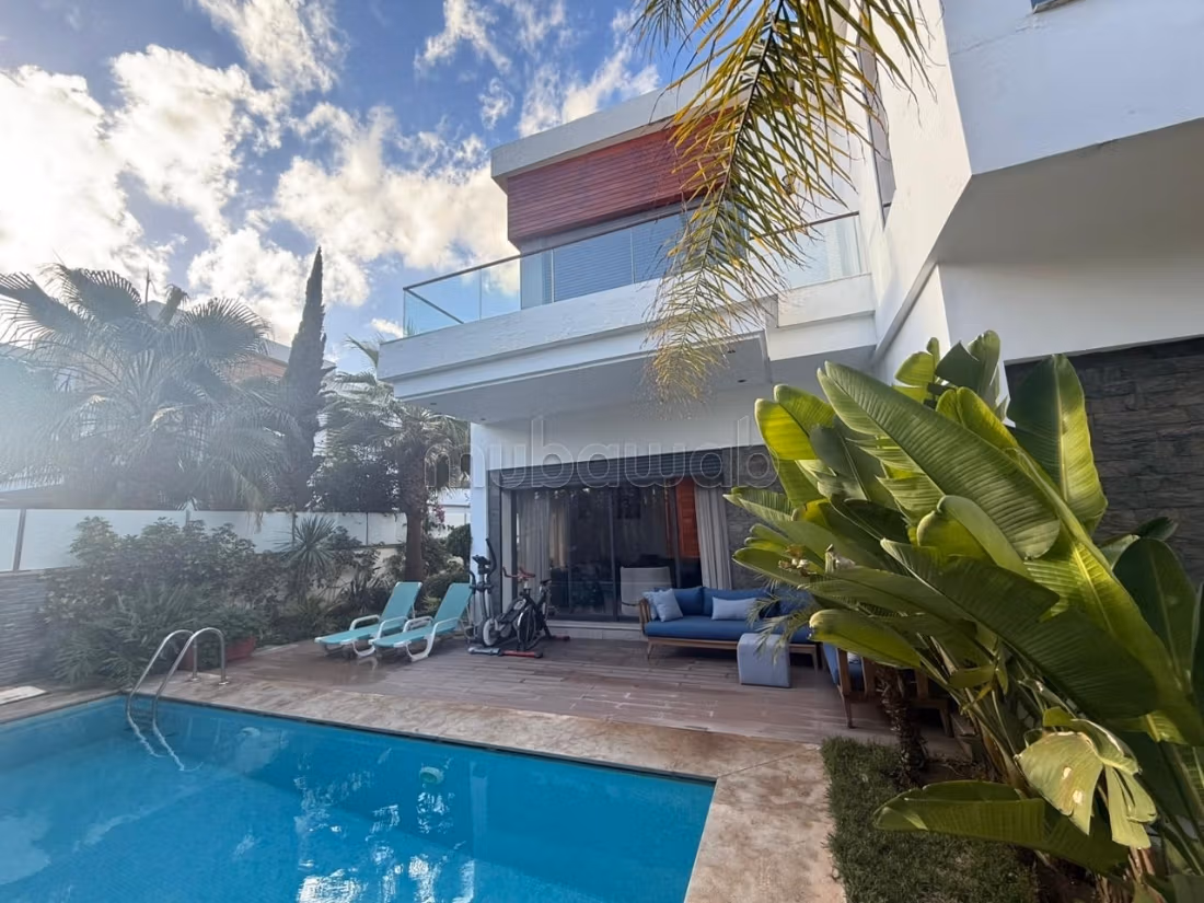 Villa d'exception à vendre à bouskoura