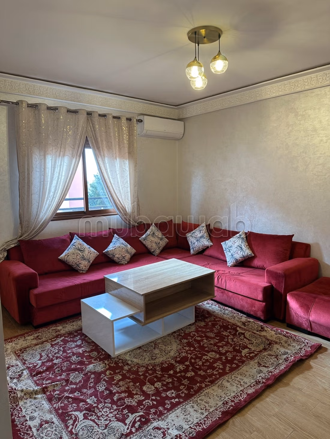 Location d'un appartement 10 min du lycée victor hugo 2 chambres. Bien meublé