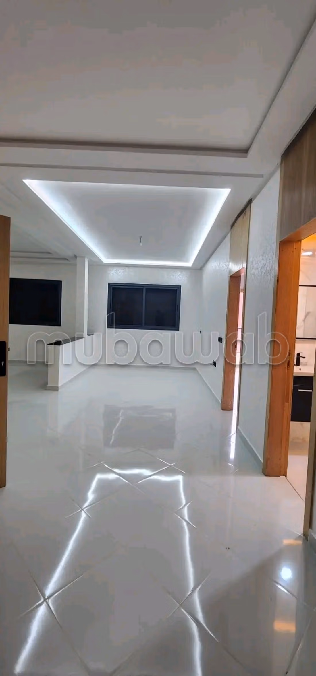 Apartment for sale in Azrou. Area 115 m². Moroccan lounge and satellite dish