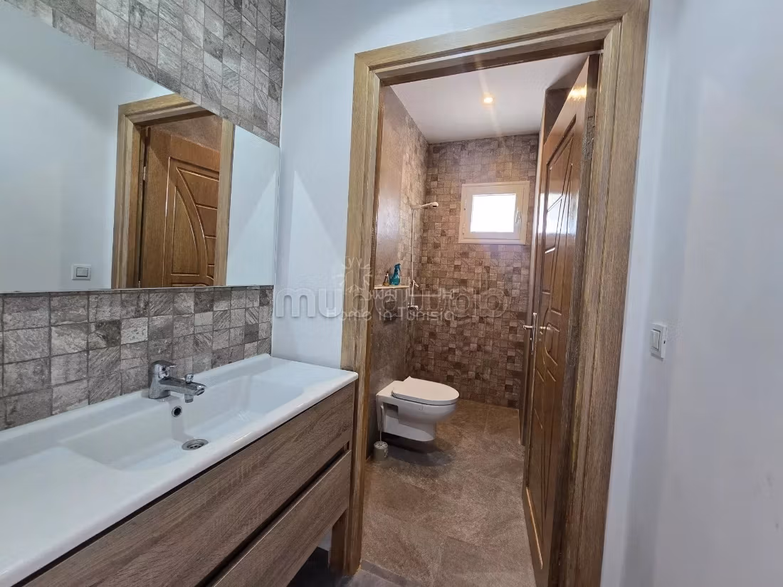 In Affitto - Villa Indipendente a Fianco del Mare a Hergla