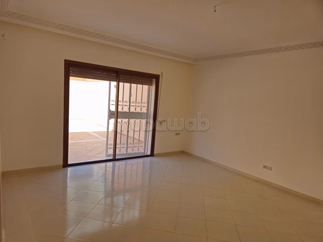 Bel appartement en location à Guéliz. 3 chambres agréables — 5