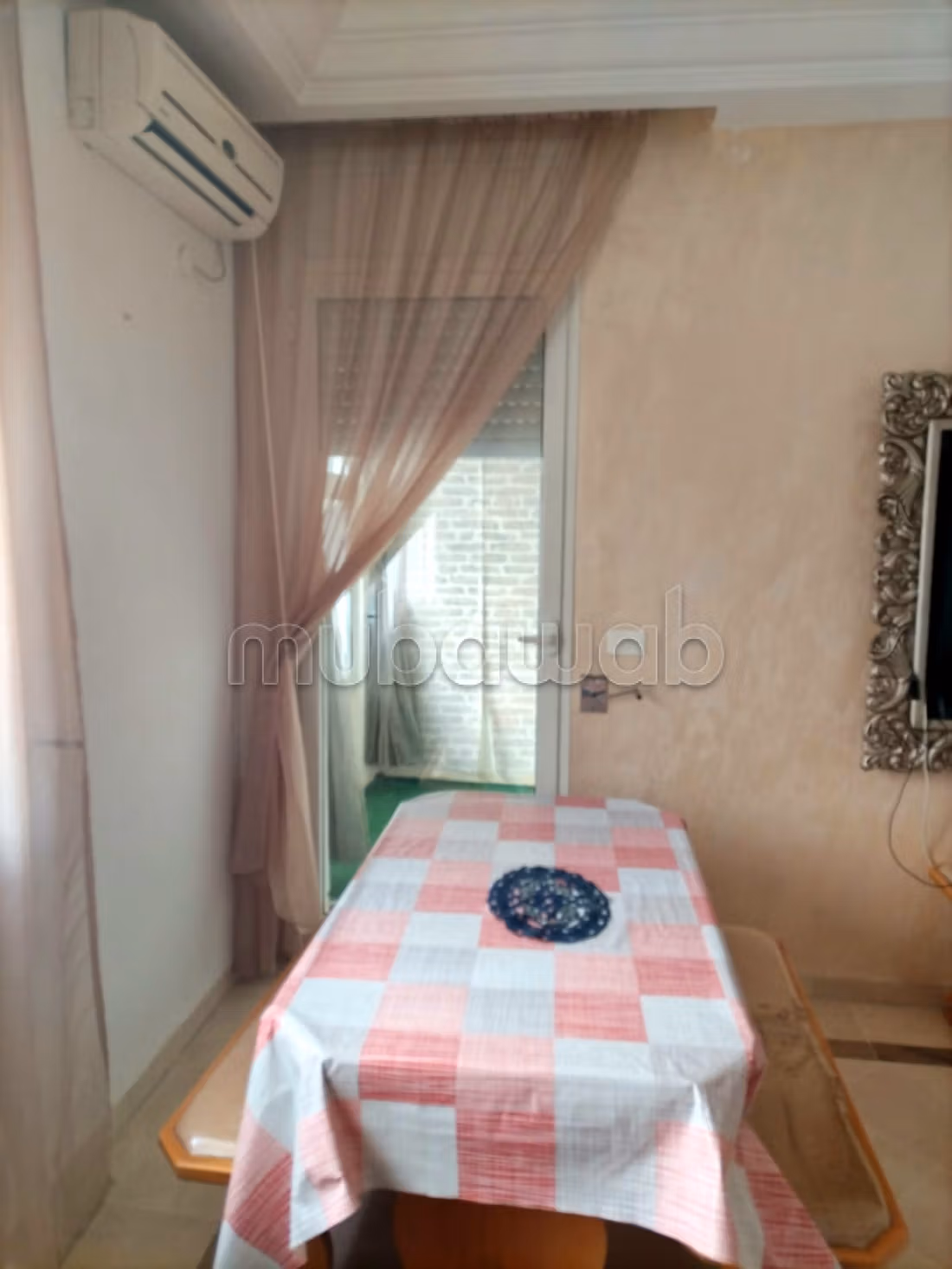 Appartamento stupendo in affitto a Al Aouina. 3 camere. Arredato